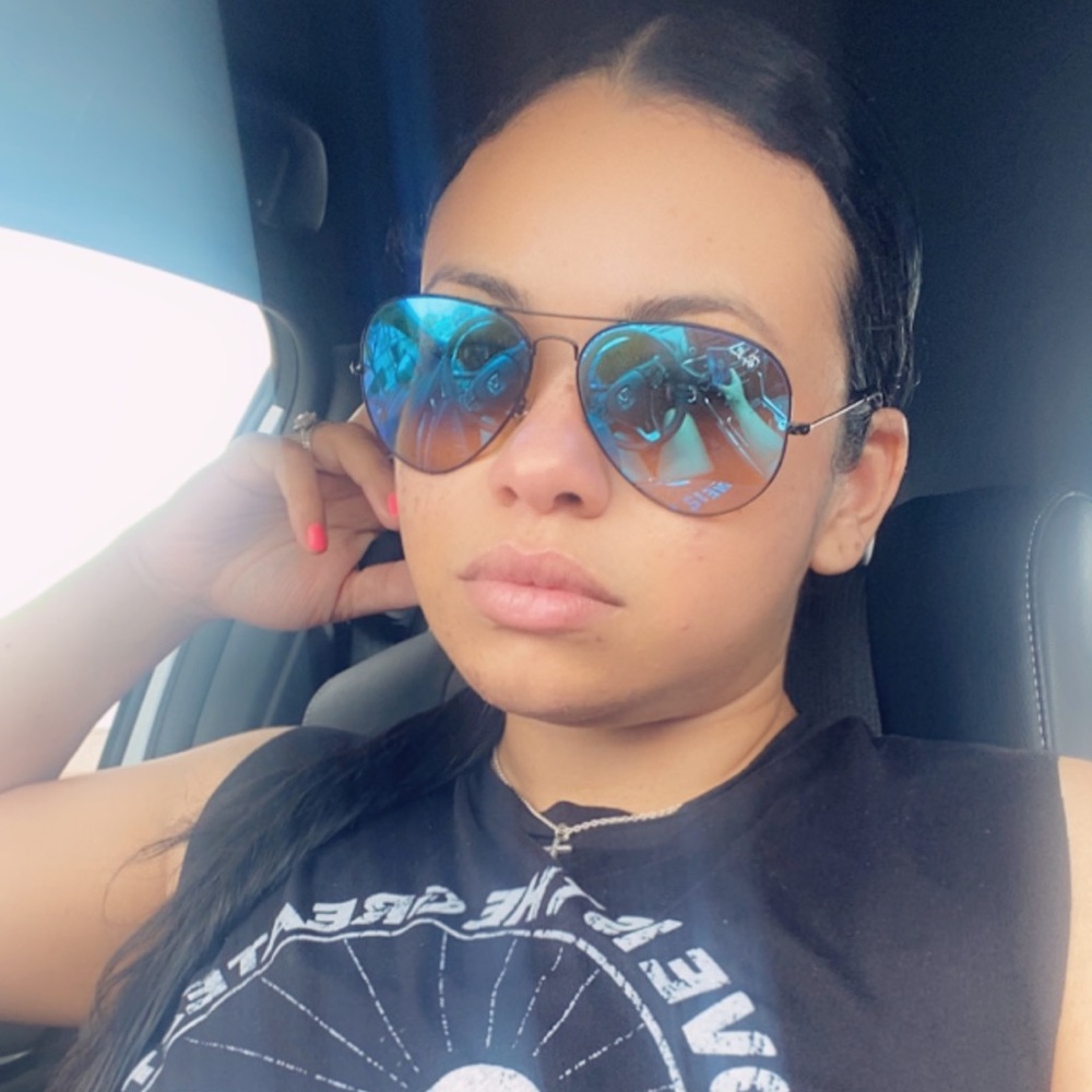 Meet your Posher, Melinda